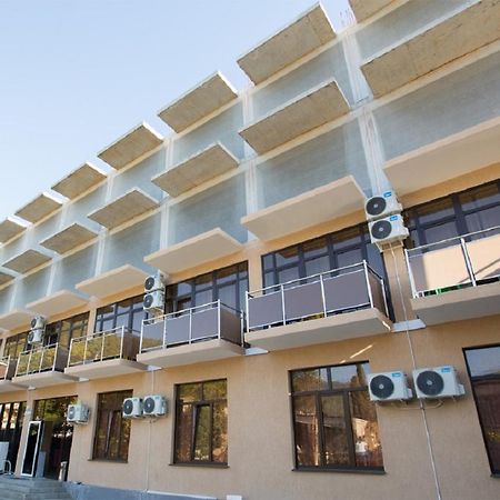 غاغرا Calipso Sea Hotel المظهر الخارجي الصورة